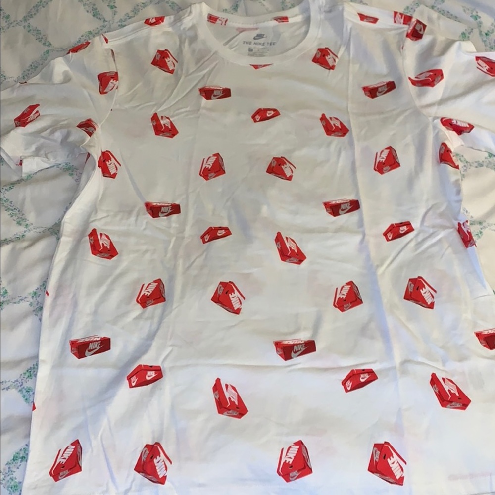 Nike shoebox T-shirt